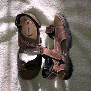 Thom McAn Sandals